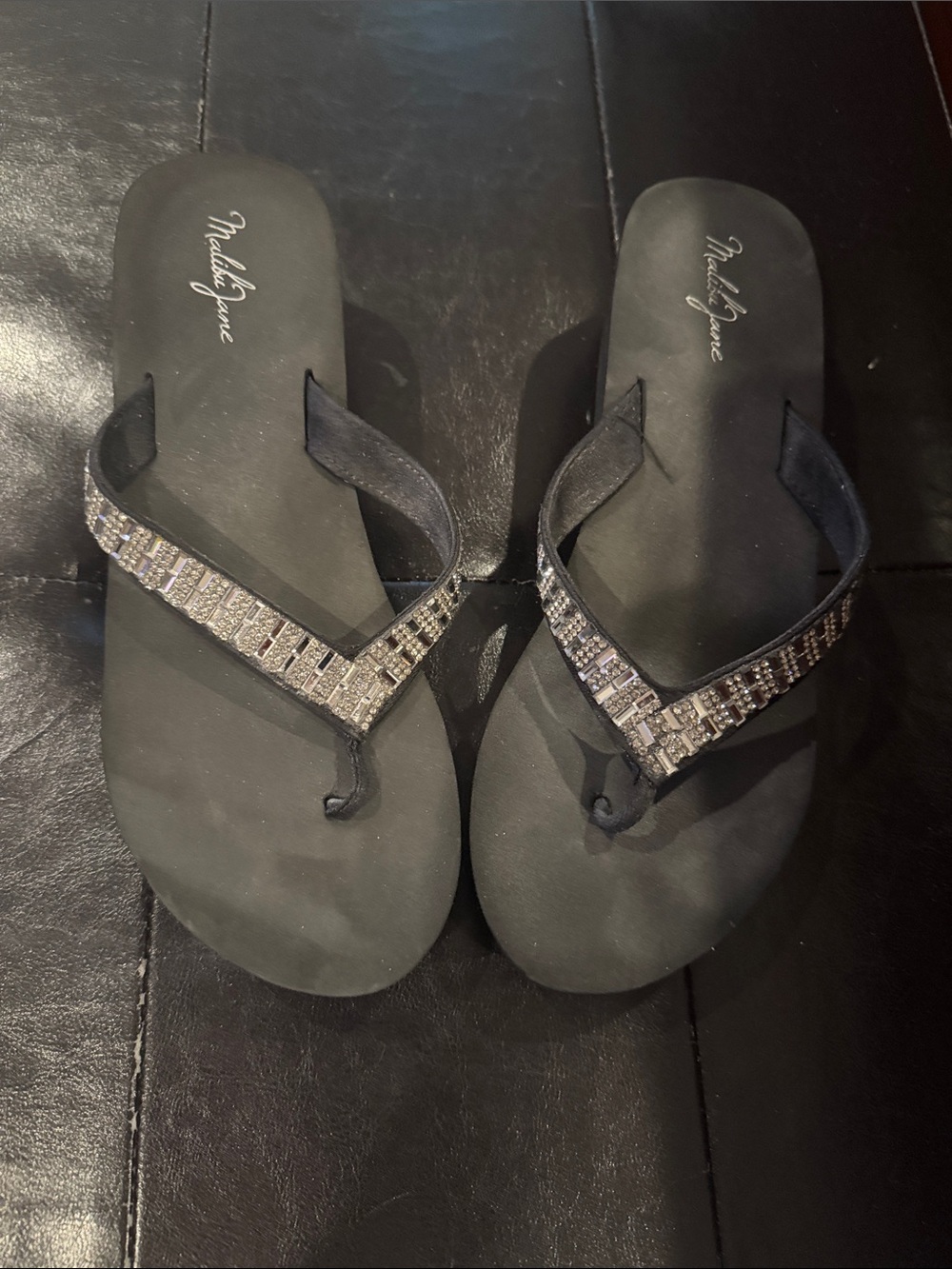 Madden Girl Black Rhinestone V‑Strap Sandals